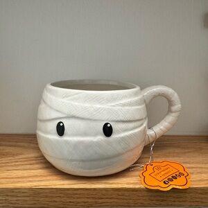 Mummy Mug- 10 strawberry street Halloween mug